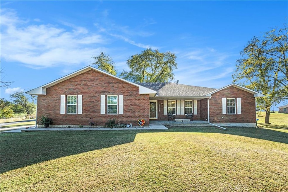 Under Contract $775,000 • Co-Listing Agent