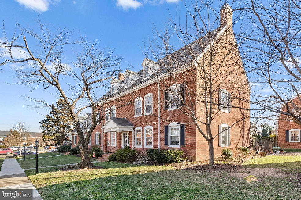 4504 36th St S unit B1, Arlington, VA 22206 - photo 1