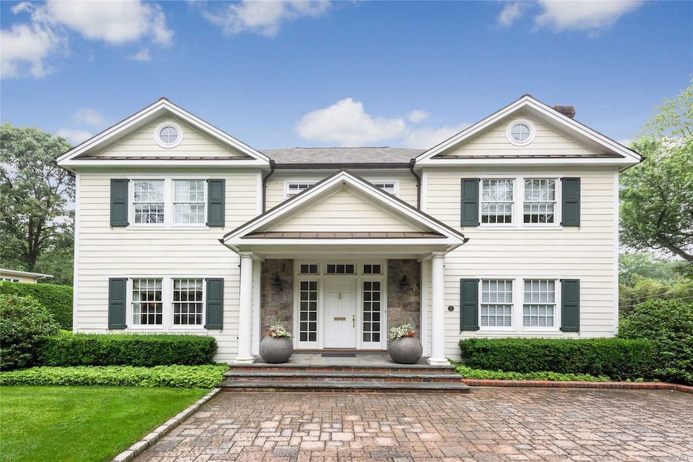 unlisted-address, Manhasset, NY 11030 - photo 1