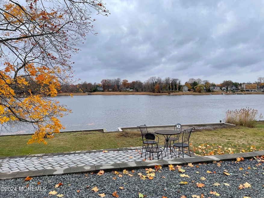 59 Rector Place unit 2, Red Bank, NJ 07701 - photo 1