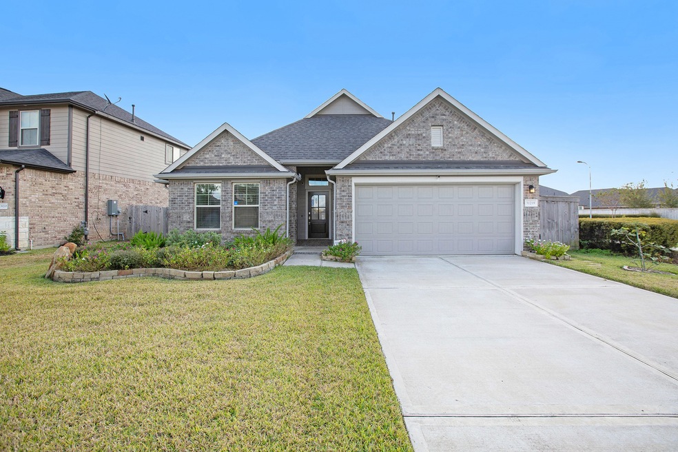 31219 Gulf Cypress Ln unit L, Hockley, TX 77447 - photo 1