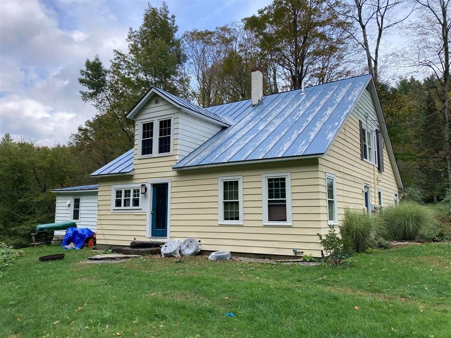 448 Bunker Hill Rd, Pomfret, VT 05053 - photo 1