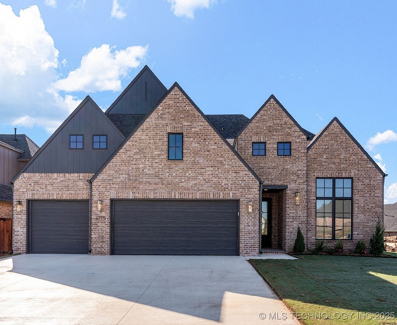 2715 W Union Place, Broken Arrow, OK 74011 - photo 1