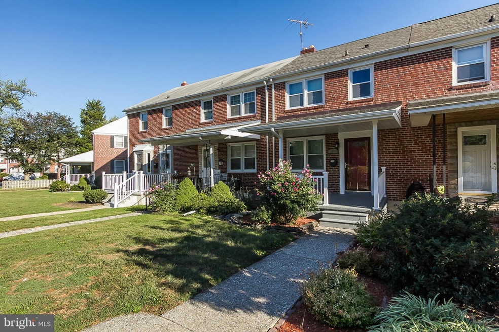 8641 Rock Oak Rd, Parkville, MD 21234 - photo 1