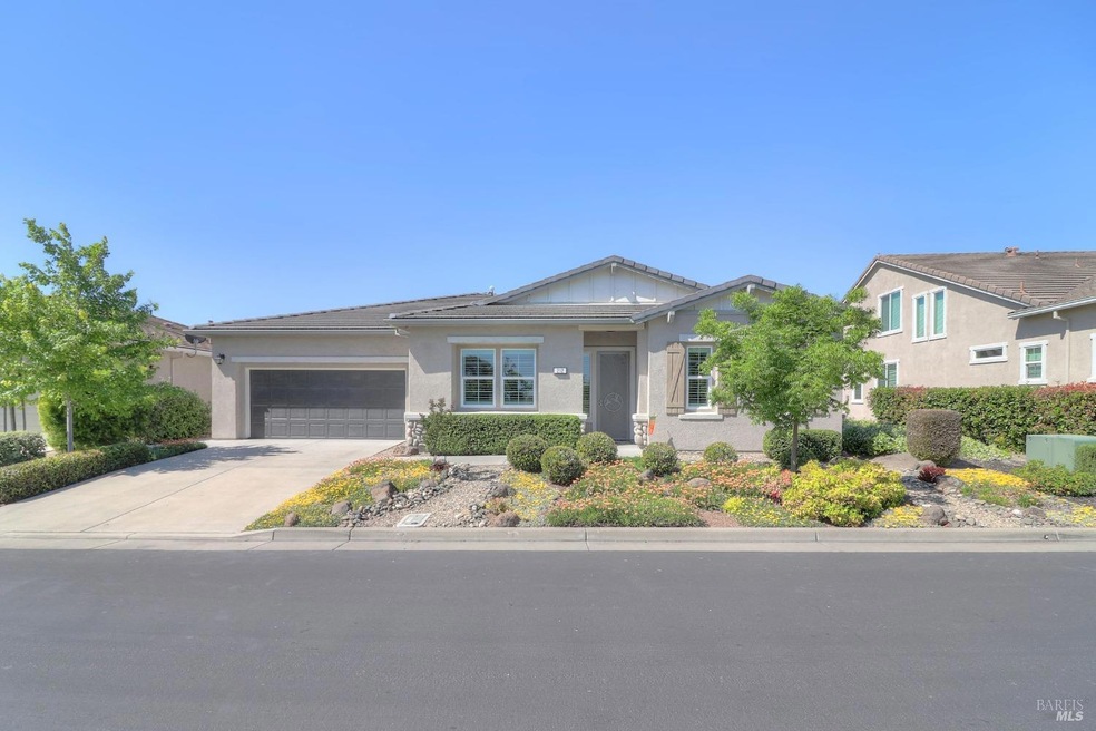 Exterior view of 212 Summerset Dr. The Vensa with 