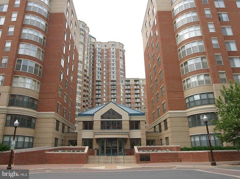 3835 9th St N unit 902W, Arlington, VA 22203 - photo 1