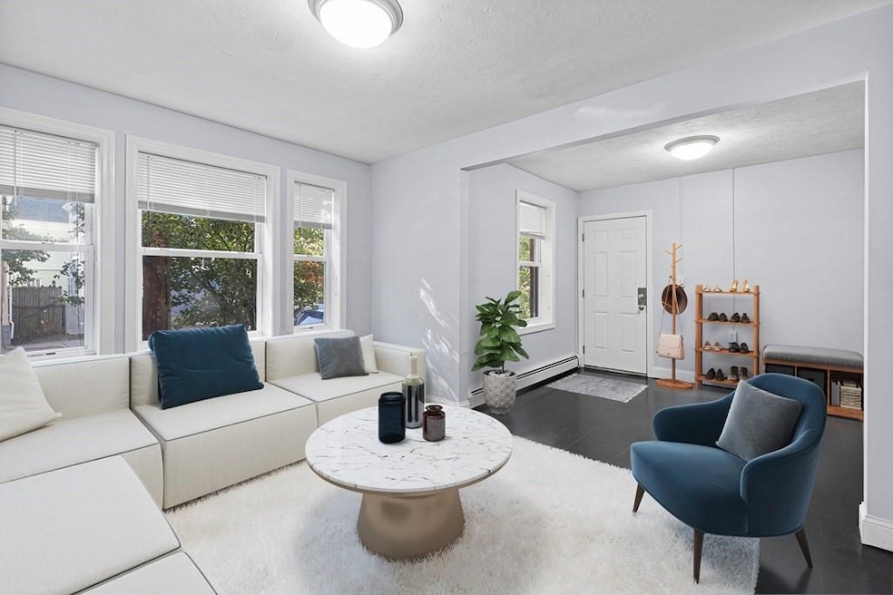 41 Harbor St unit 1, Salem, MA 01970 - photo 1