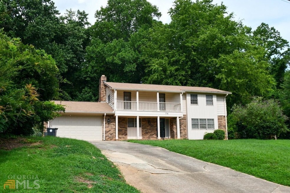 756 Little John Cir, Gainesville, GA 30501 - photo 1