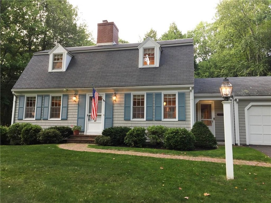 Welcome to 15 Stony Ridge! A lovely...