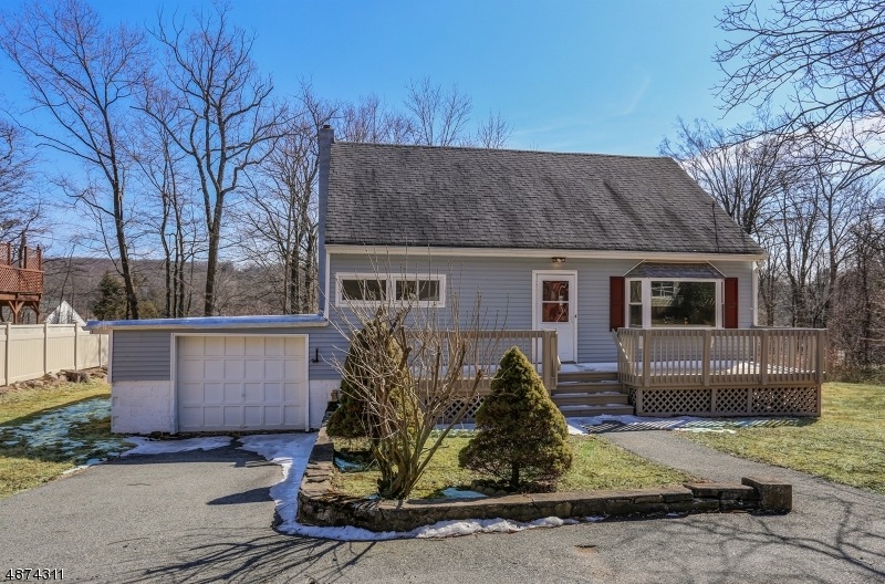 4 Hallvard Terrace, Rockaway, NJ 07866 - photo 1