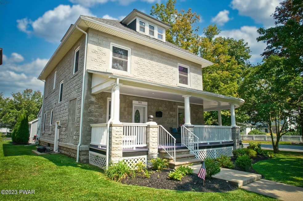 301 W Ann St, Milford, PA 18337 - photo 1