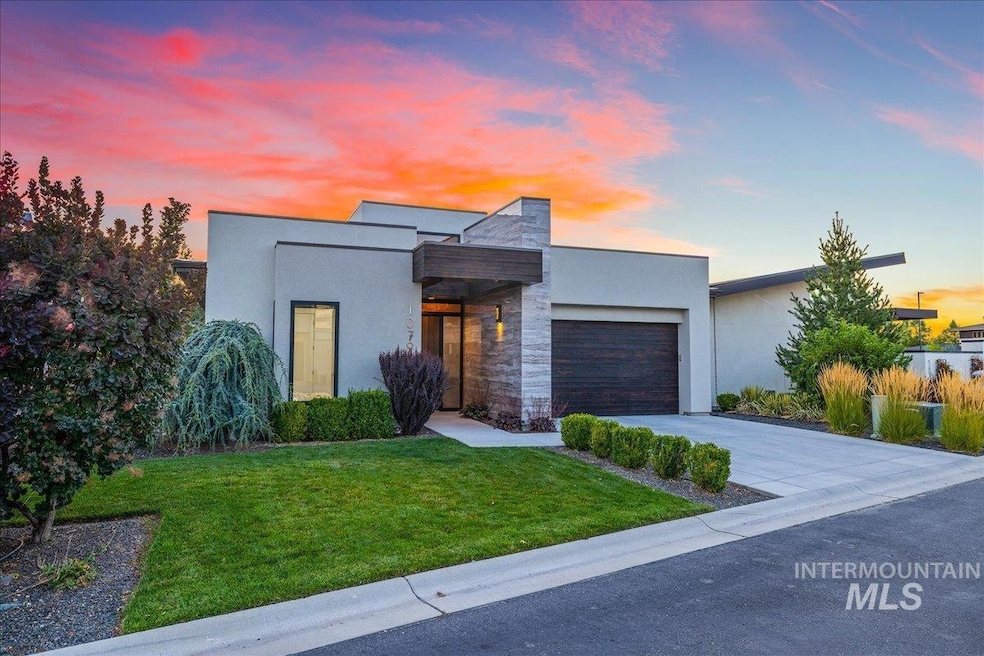 Sold • Co-Listing Agent