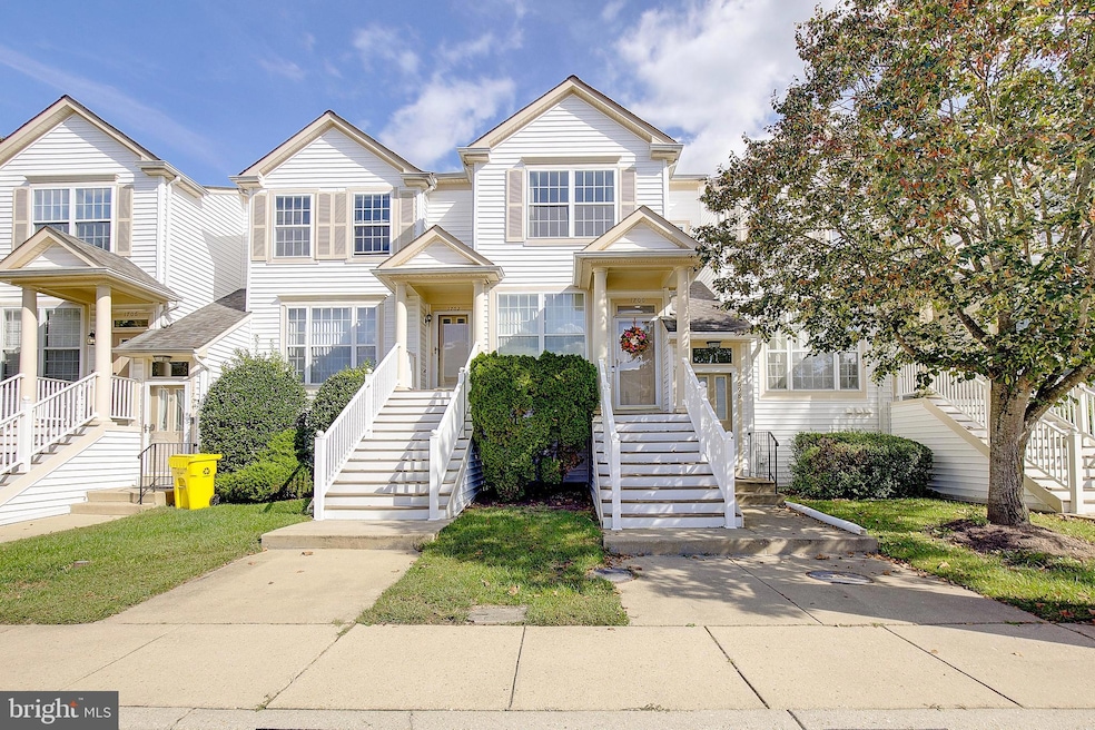 1700 Fallowfield Ct, Crofton, MD 21114 - photo 1