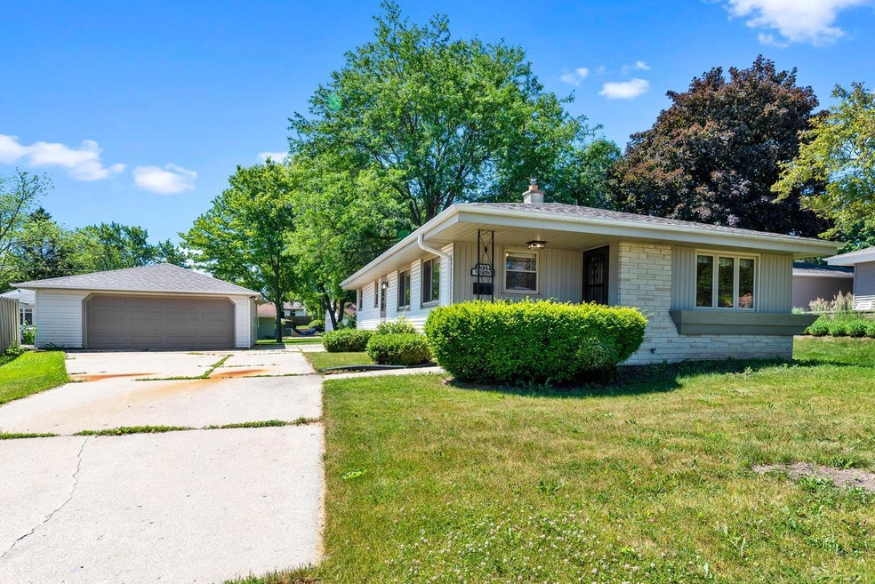 N84W18285 Seneca Dr