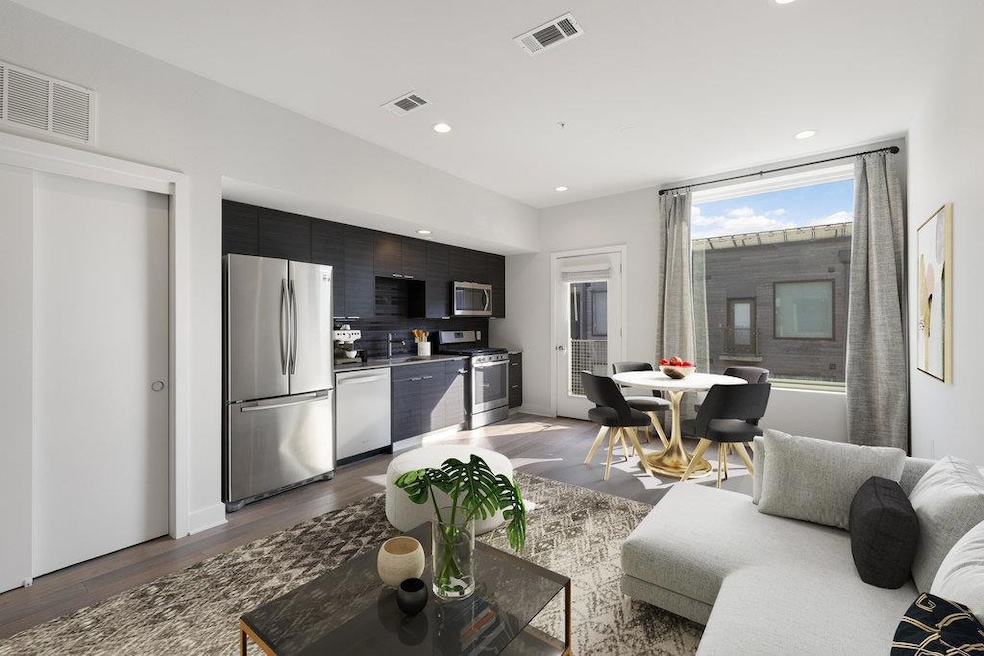 1800 E 4th St unit 327, Austin, TX 78702 - photo 1