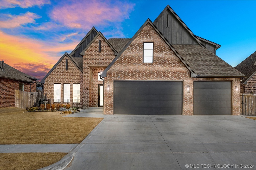 6819 S Tamarack Ave, Broken Arrow, OK 74011 - photo 1