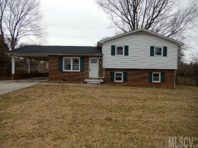 5196 W Piedmont Cir, Conover, NC 28613 - photo 1