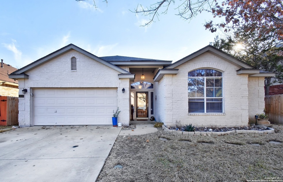 8118 Piney Wood Run, San Antonio, TX 78255 - photo 1