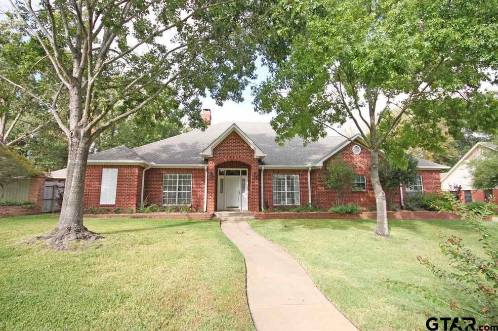 5703 Regents Row, Tyler, TX 75703 - photo 1