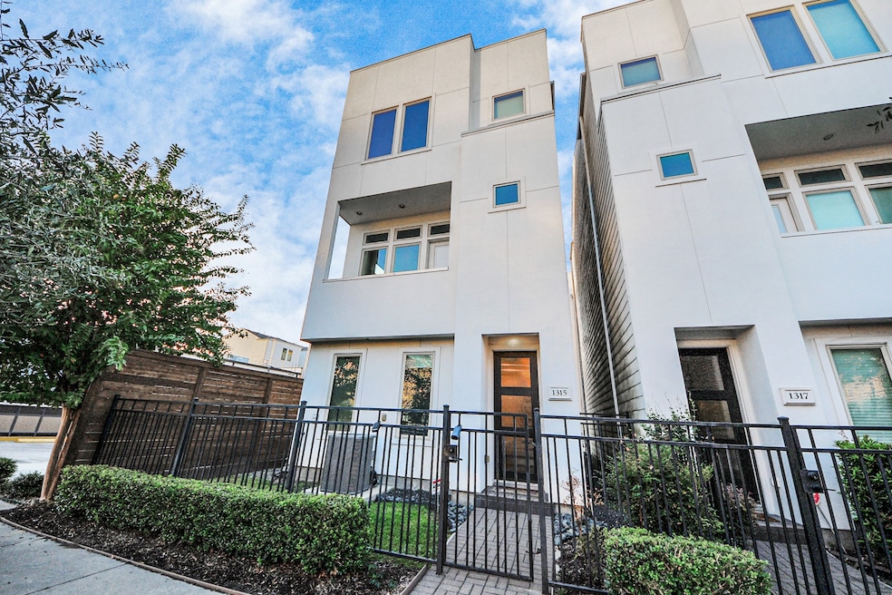 For Rent $2,750/month