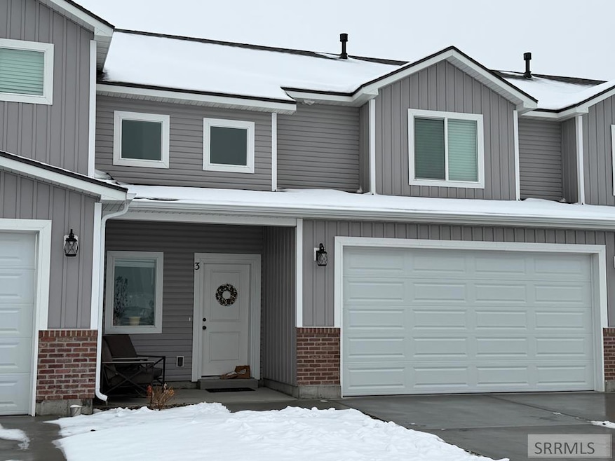 1240 Jaylee Dr unit 3, Rigby, ID 83442 - photo 1