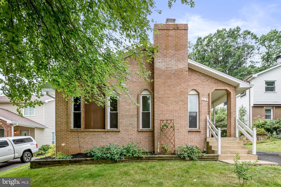 212 Summers Ct, Sterling, VA 20164 - photo 1