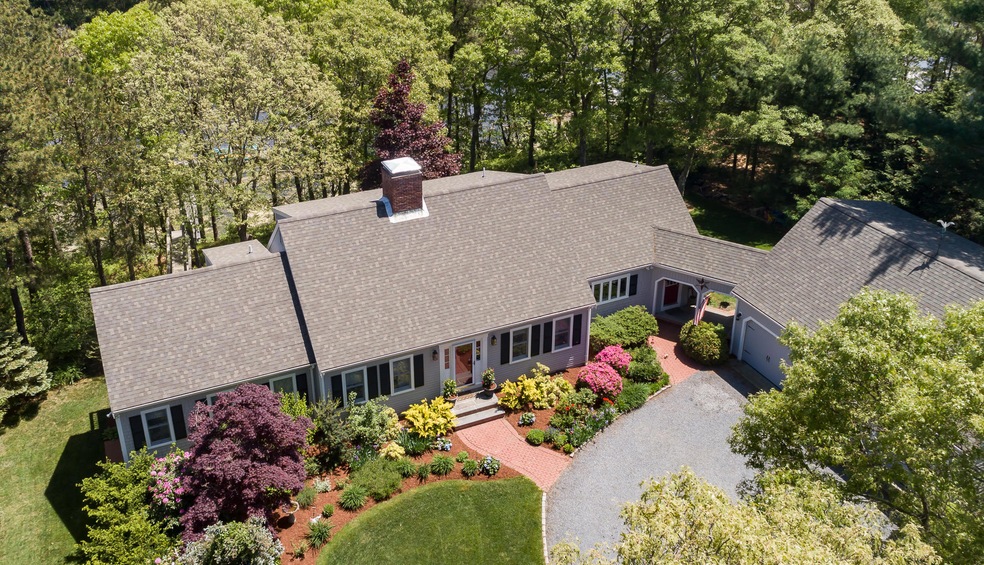 111 River Rd, Mashpee, MA 02649 - photo 1