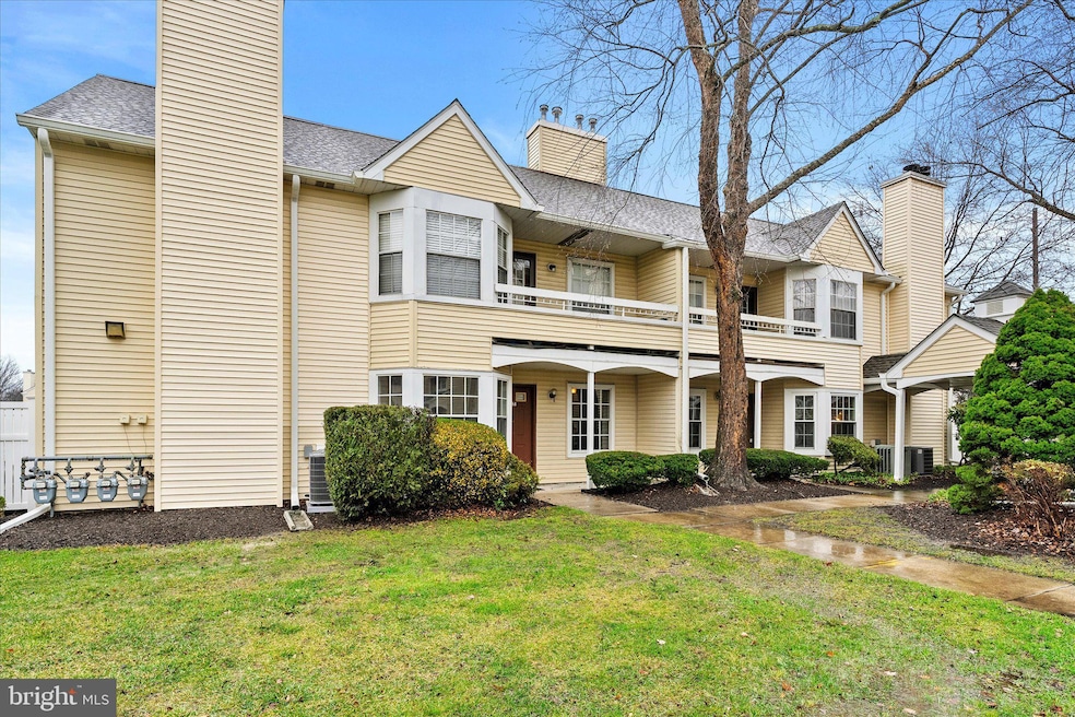 158 Mill Run E, Hightstown, NJ 08520 - photo 1