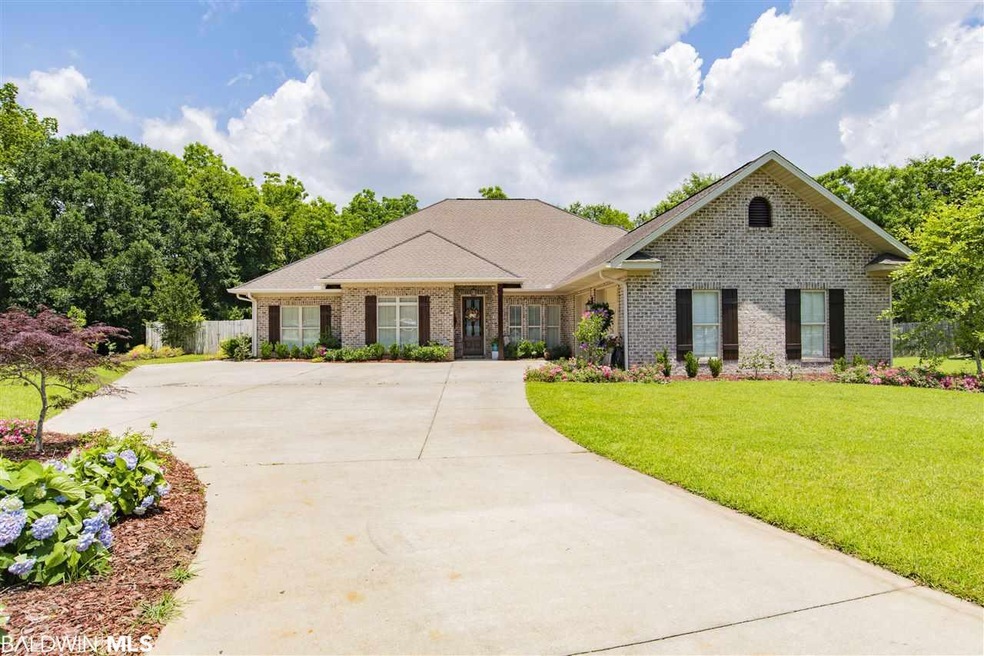 8876 Lake View Dr, Fairhope, AL 36532 - photo 1