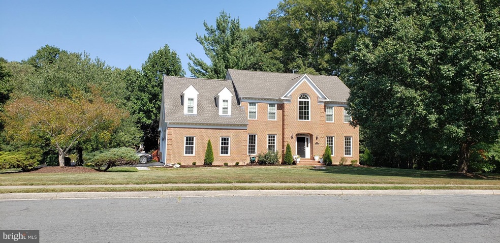 9400 Meadow Crossing Way, Fairfax Station, VA 22039 - photo 1