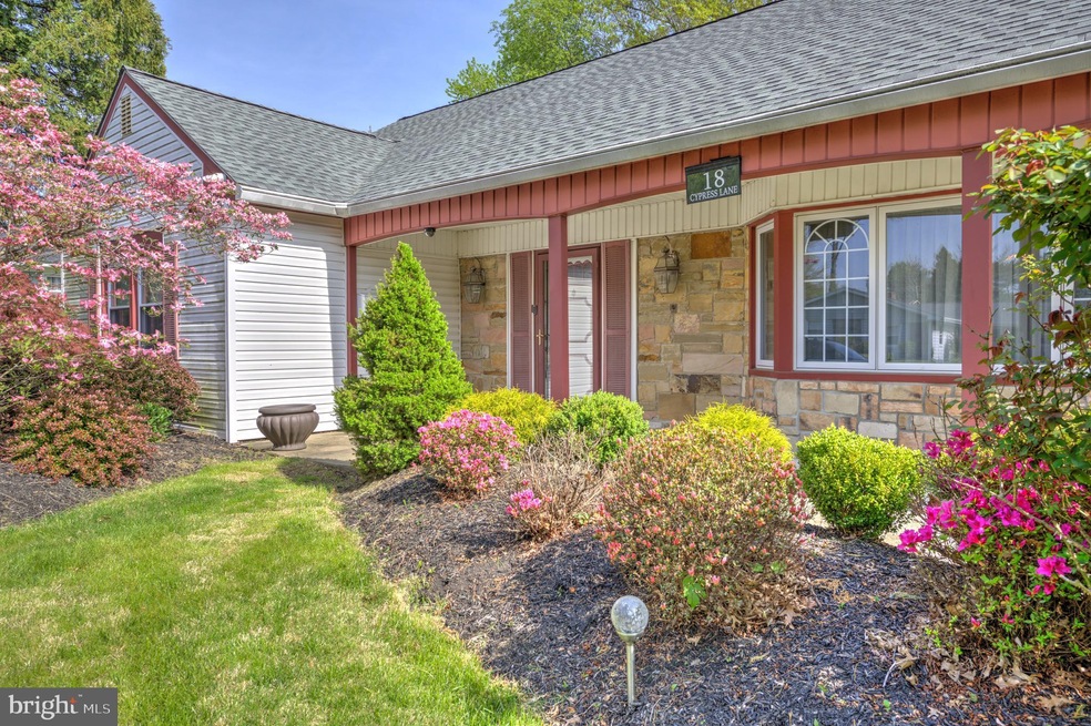 18 Cypress Ln, Willingboro, NJ 08046 - photo 1