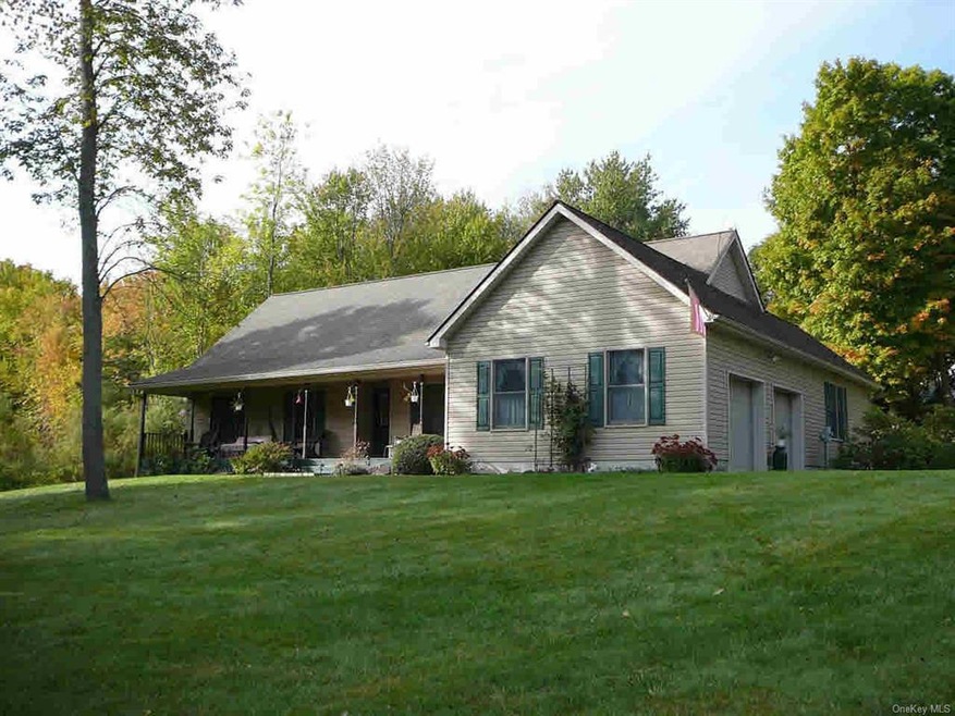 14 John Deere Dr, Wappingers Falls, NY 12590 - photo 1