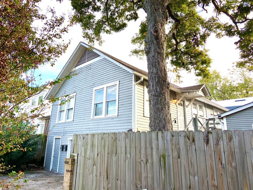 1135 Woodland St unit A, Houston, TX 77009 - photo 1