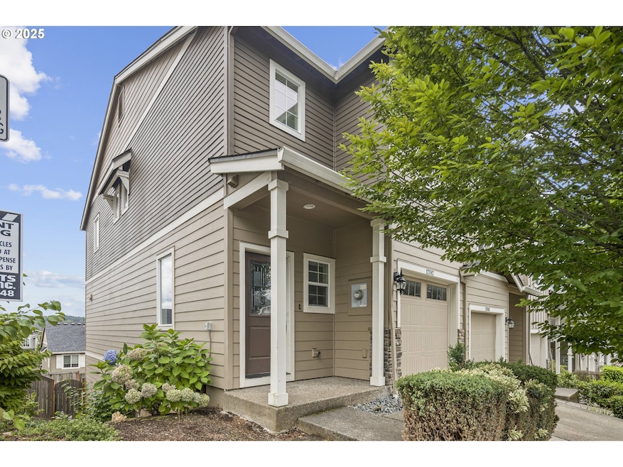 Pending $438,000 • Co-Listing Agent