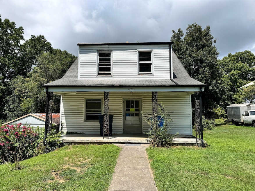 Pending $139,900 • Co-Listing Agent