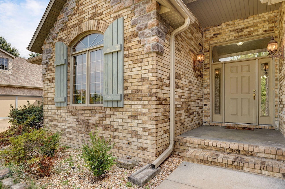 2218 W Dearborn St, Springfield, MO 65807 - photo 1