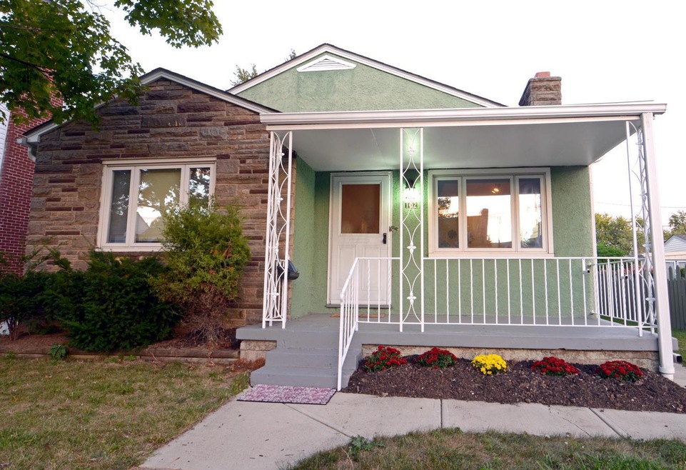 102 S Sylvan Ave, Columbus, OH 43204 - photo 1
