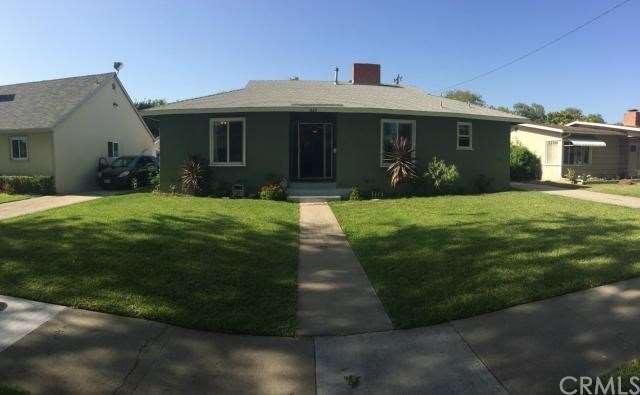 This lovely Park Santiago home offers an Expansive