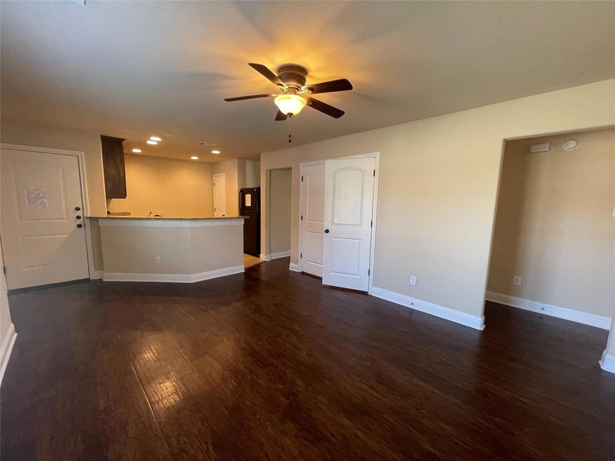 131 Sunburst Ct unit 133, Weatherford, TX 76087 - photo 1
