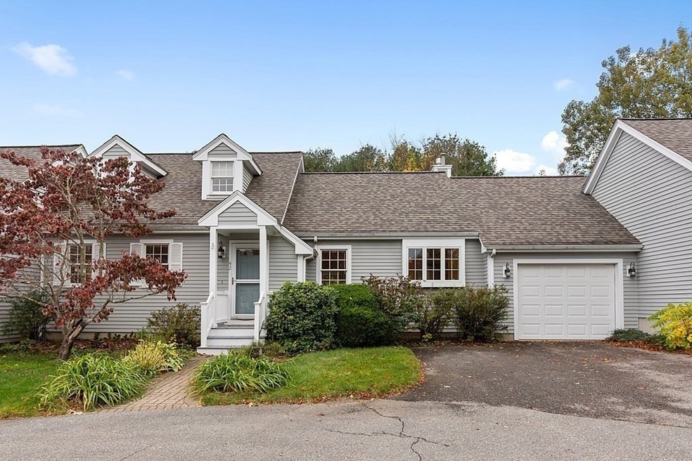 319 Stearns St unit 42, Carlisle, MA 01741 - photo 1