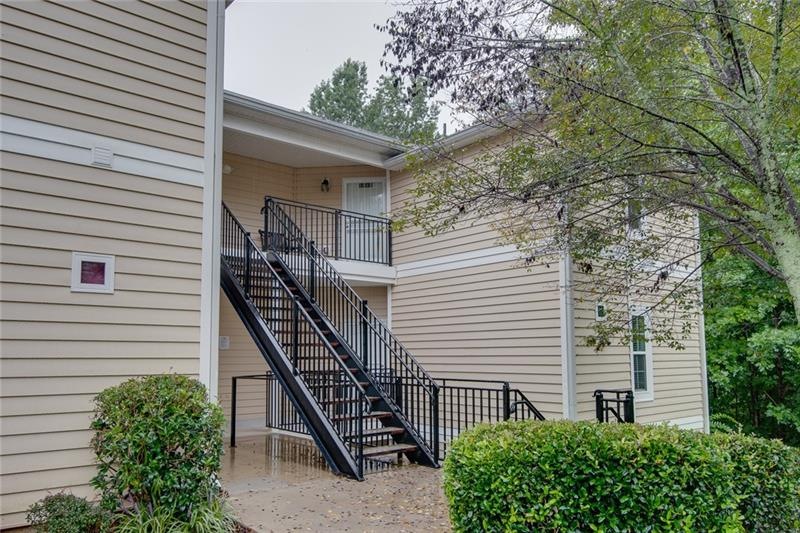 1402 Orchard Park Dr, Stone Mountain, GA 30083 - photo 1