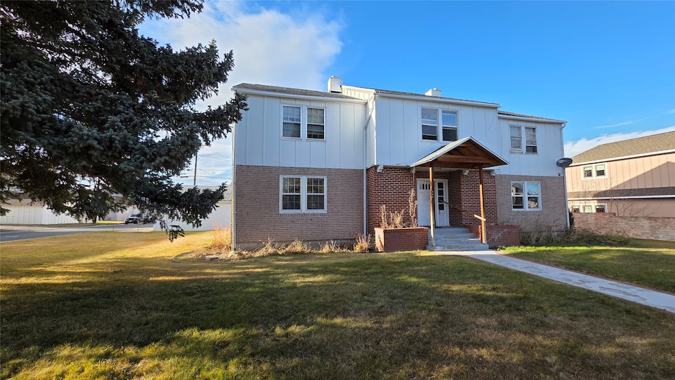 804 Logan St, Helena, MT 59601 - photo 1