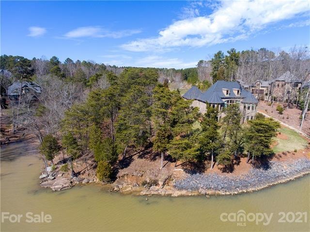 WATERFRONT LOT WITH INCREDIBLE VIEWS OF THE MAIN C