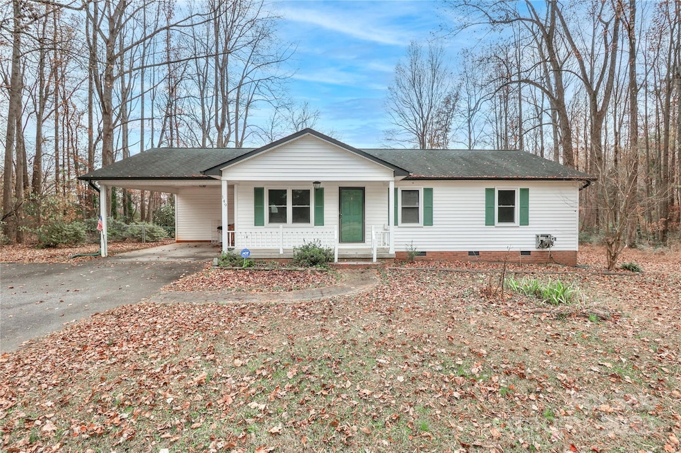 149 Whitetail Rd, Statesville, NC 28625 - photo 1