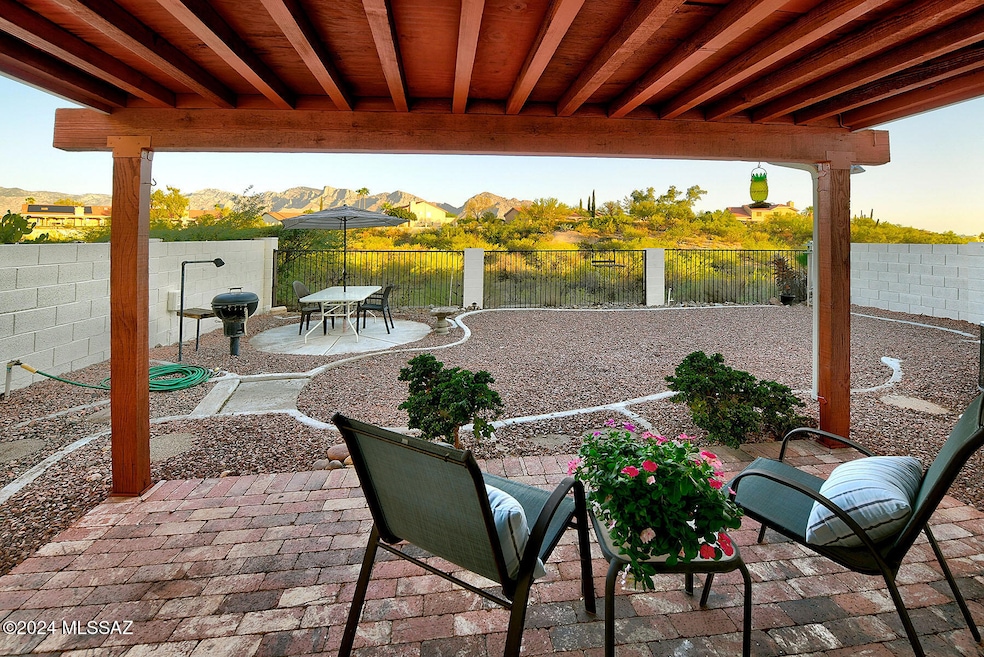 GORGEOUS EAST FACING VIEWS