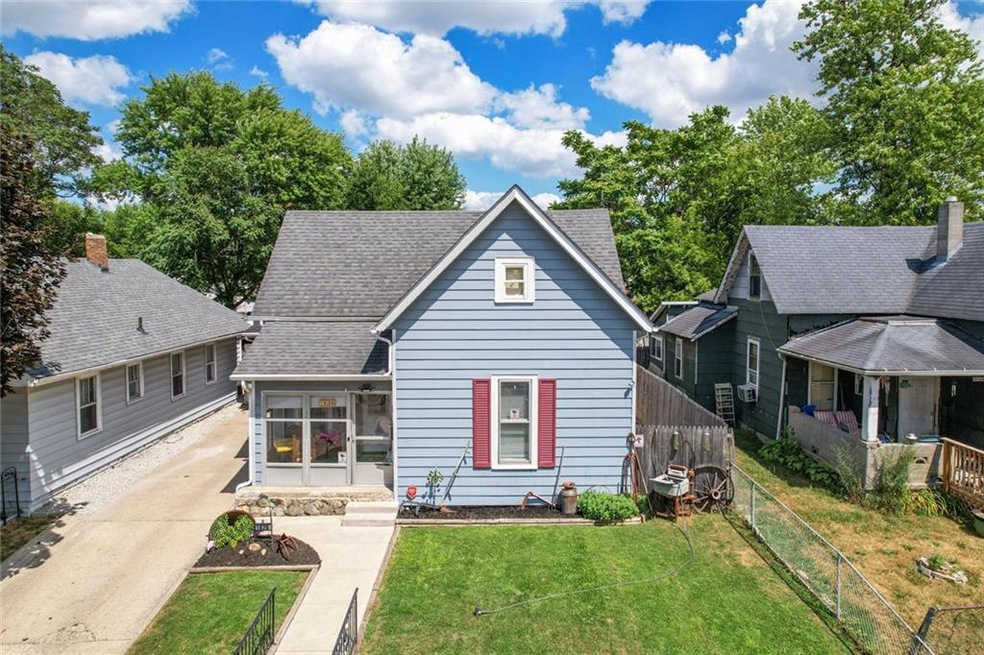 1826 Walnut St, Anderson, IN 46016 - photo 1