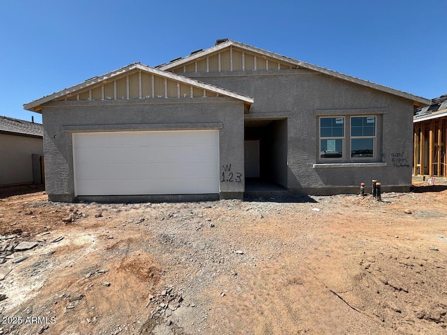 01 Front Exterior