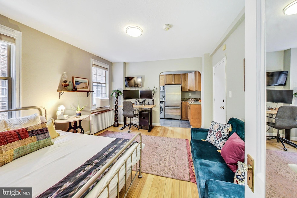 1441 Euclid St NW unit 105, Washington, DC 20009 - photo 1