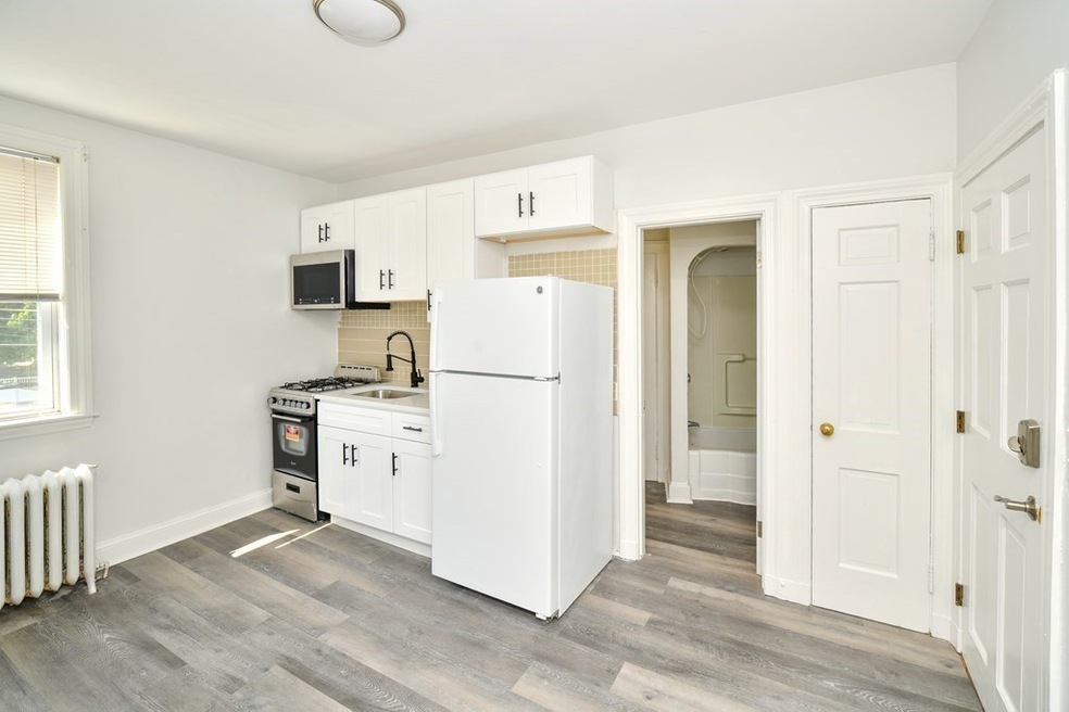 493 Lynn St unit 2, Malden, MA 02148 - photo 1