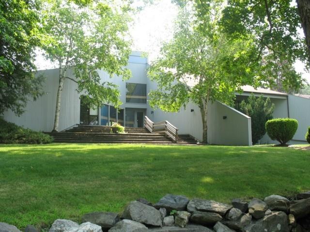 7 Dogberry Ln, Ridgefield, CT 06877 - photo 1